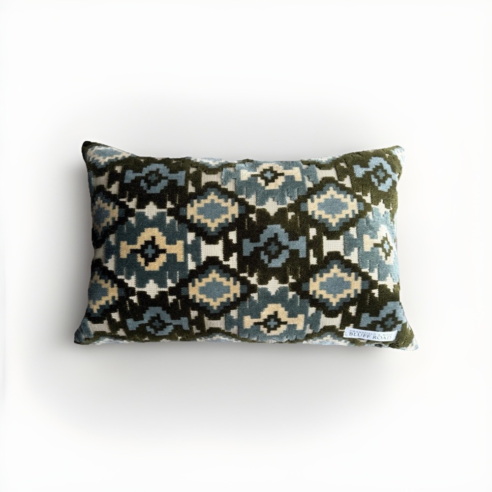 Dransfield & Ross Bluff Road Lumbar Throw‎ Pillows Set of 2 - 17x11 Designer - Picture 7 of 12